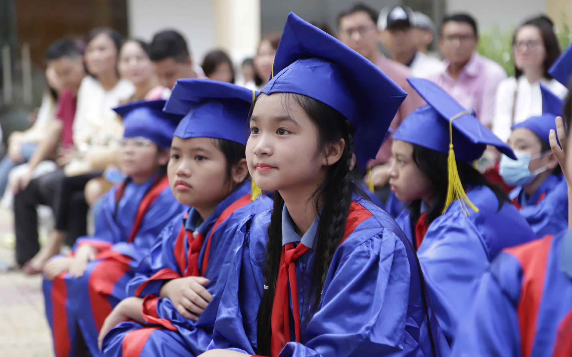11 thí sinh từ đỗ thành trượt sau phúc khảo, chuyện có nhỏ không?- Ảnh 2. Tuyển sinh lớp 6 Trường Trần Đại Nghĩa: 4.301 học sinh đăng ký, tuyển 350