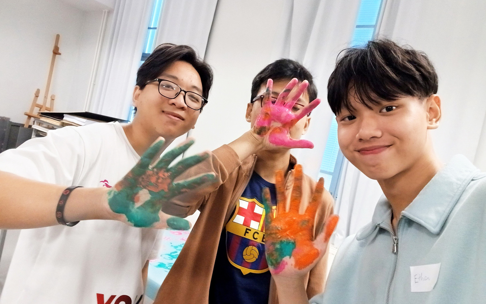 Sinh viên nhà hàng khách sạn phải học thêm… công nghệ- Ảnh 3. Dừng học làm thuê rồi tìm đường du học