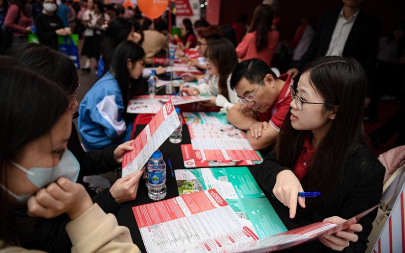 Trường đại học Ngoại thương công bố điểm chuẩn xét học bạ, nhiều ngành 30/30 điểm