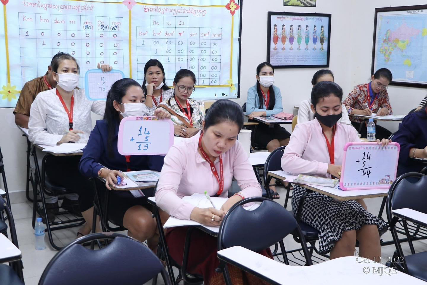 Ảnh vui 15-6: Tại một lớp học thử nghiệm
