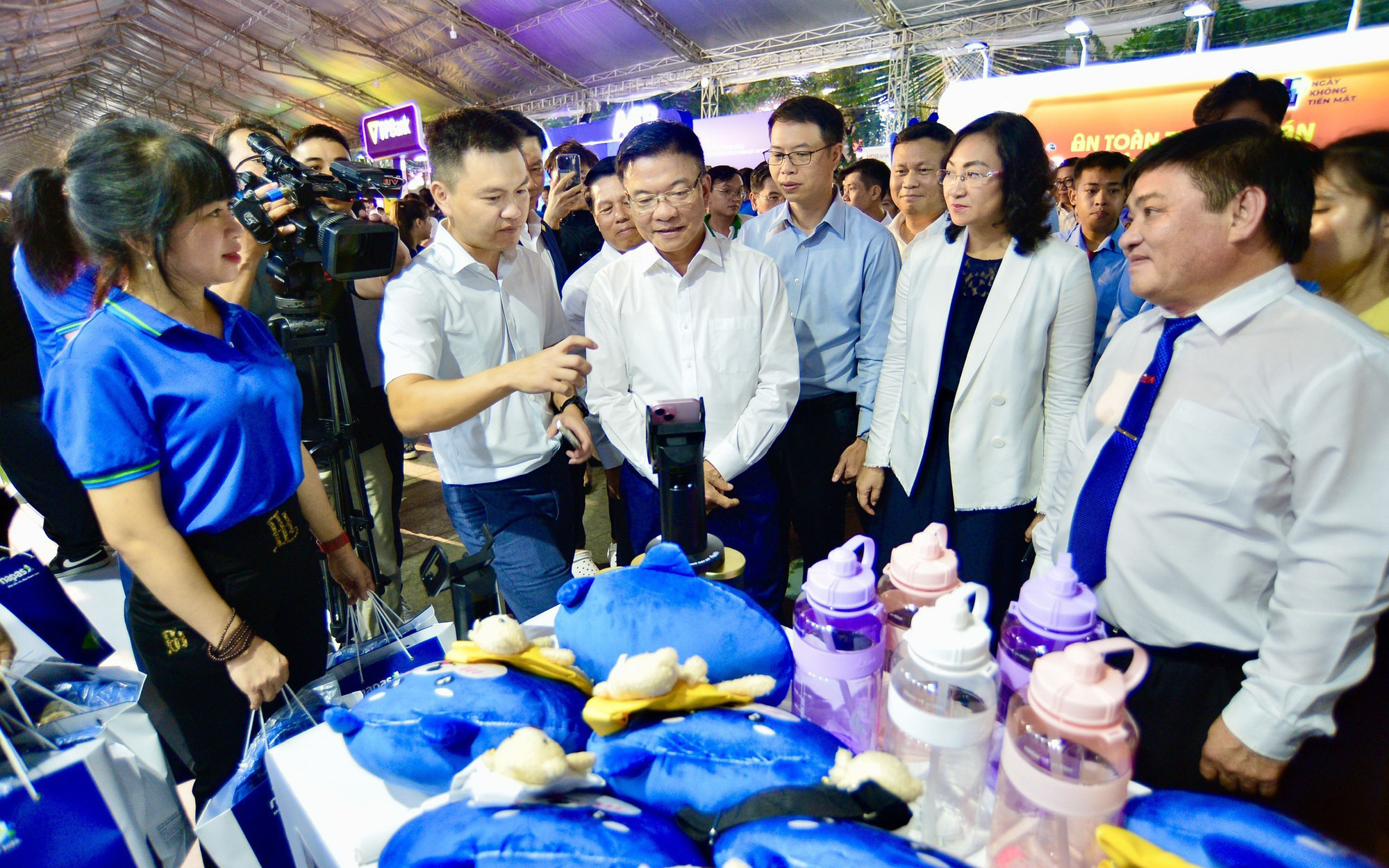 Kết nối Học nhiều kỹ năng bảo mật ở Lễ hội không tiền mặt