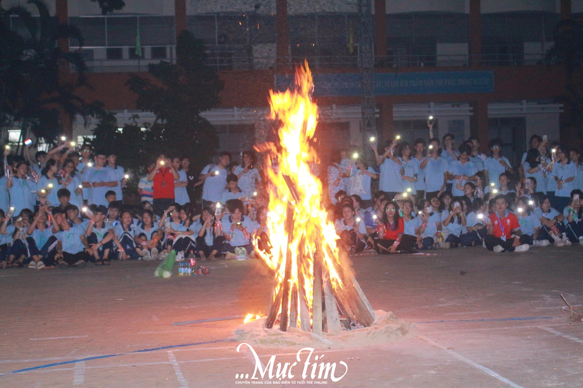 Ngày trưởng thành lung linh của teen Trường  THPT Trần Hưng Đạo- Ảnh 9.