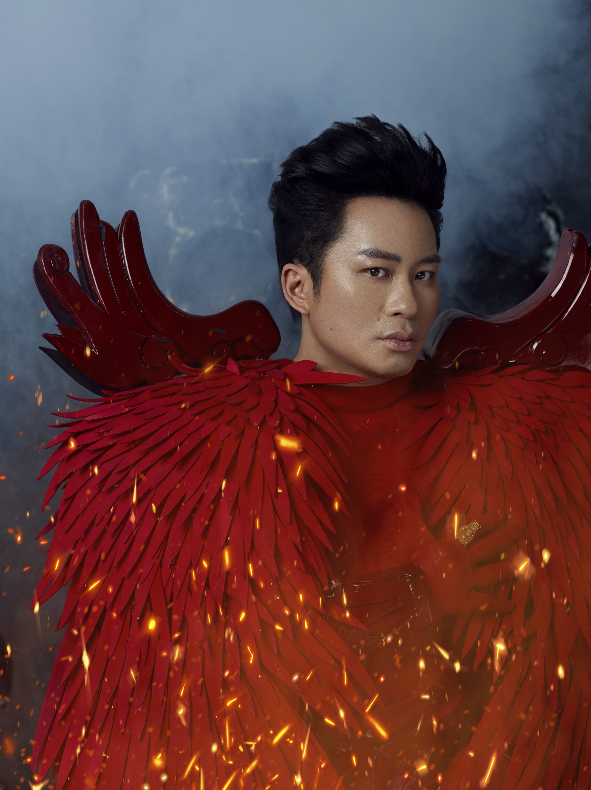 Tung Duongovo hudební myšlení je nyní jiné - Foto 2. Chân dung Tùng Dương trong MV Cánh chim phượng hoàng - Ảnh: NVCC