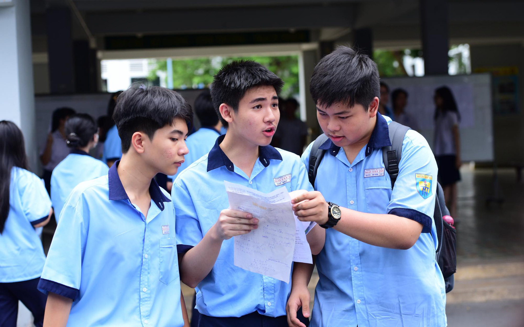 Thủ khoa thi vào lớp 10 TP.HCM: Không điện thoại, không học dồn- Ảnh 4. Điểm thi lớp 10 tại TP.HCM: Hơn 1.700 điểm 10 môn ngoại ngữ, ngữ văn cao nhất 9,5 điểm