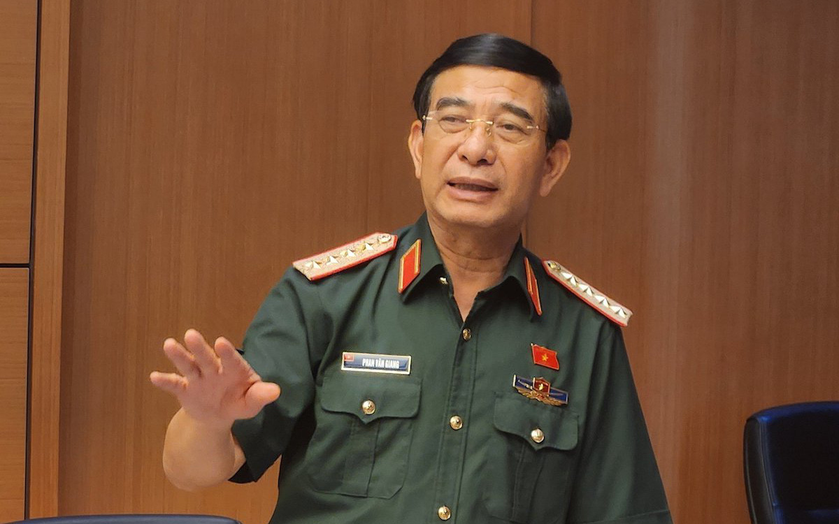 Đại tướng Phan Văn Giang: Xây dựng khu vực phòng thủ vững mạnh về tiềm lực, lực lượng và thế trận- Ảnh 2. Đại tướng Phan Văn Giang: Phương tiện chiến tranh hôm nay hiện đại, ngày mai có thể đã lạc hậu
