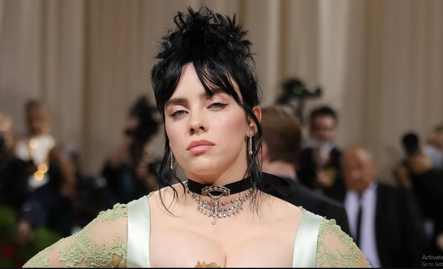 مدة الموسيقى القصيرة دقيقتين - الصورة 1. Lunch của Billie Eilish ngắn kỳ lạ