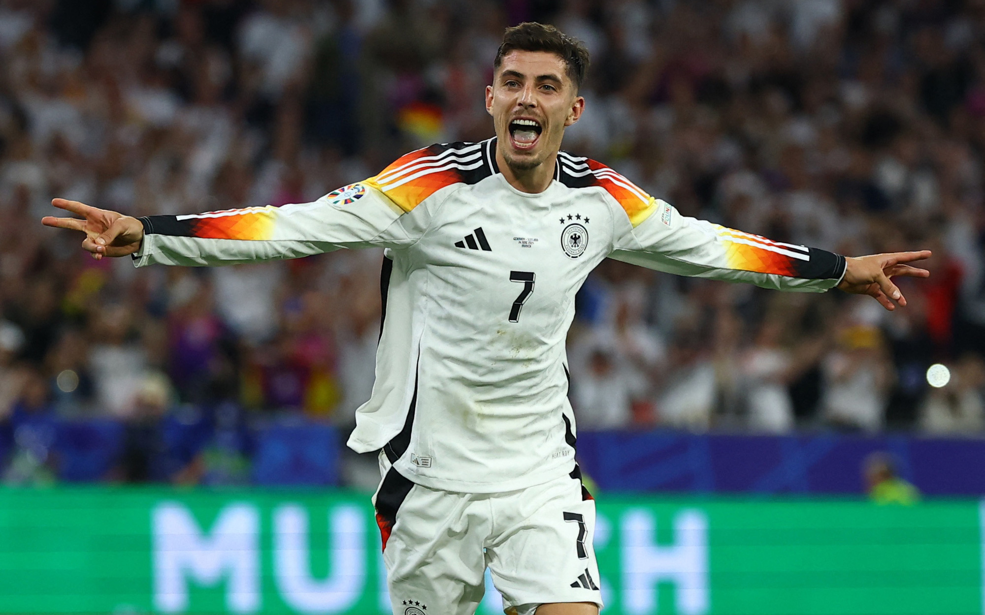 Máy tính soi tỉ số Euro 2024: Tây Ban Nha và Ý chia điểm - Ảnh 4. Bảng xếp hạng Euro 2024: Chủ nhà Đức độc chiếm ngôi đầu bảng A