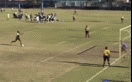 Chàng trai sút penalty hài hước khi lấy đà từ giữa sân