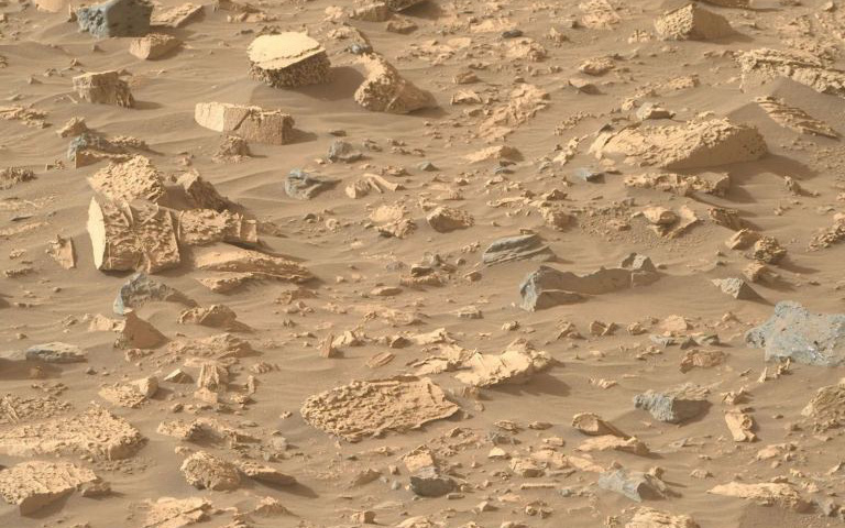 NASA phát hiện "đá bỏng ngô" kỳ lạ trên sao Hỏa