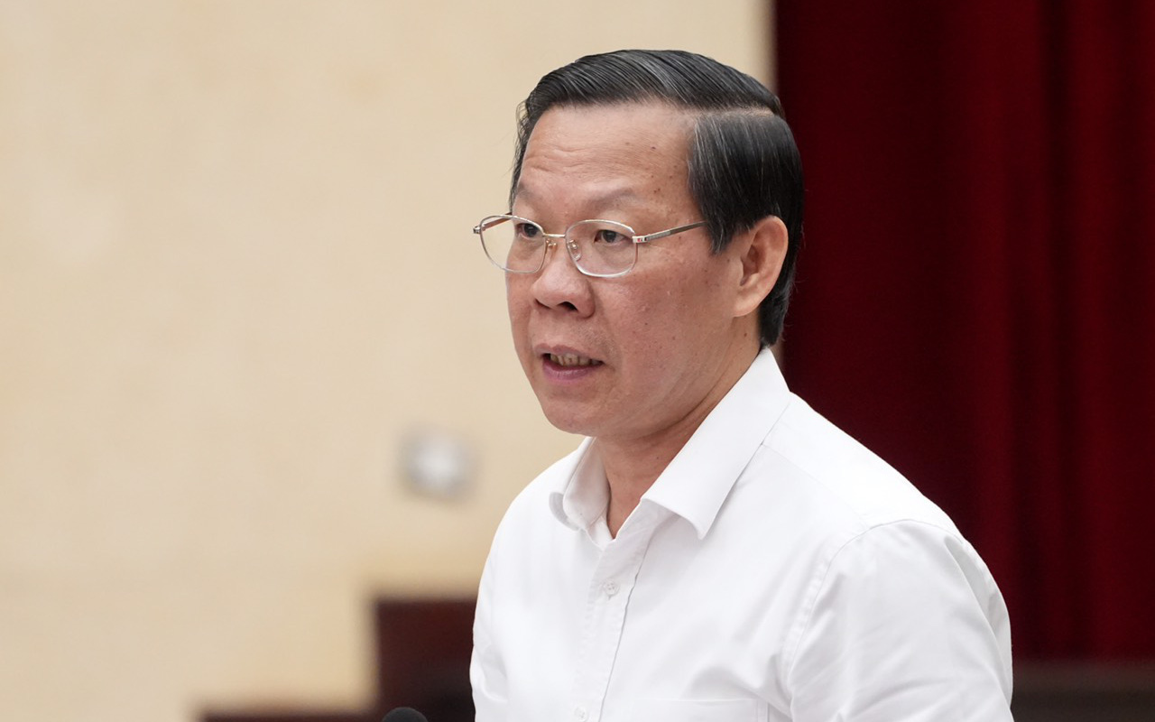 Chủ tịch Phan Văn Mãi: 