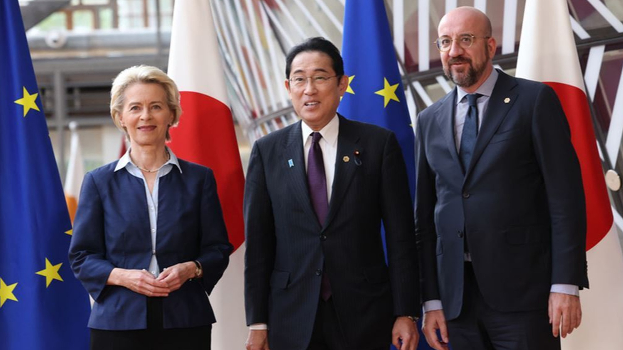 Vô hiệu hóa quyền phủ quyết của Hungary, EU dùng tài sản Nga để viện trợ Ukraine- Ảnh 2. EU thúc đẩy hợp tác an ninh quốc phòng với Nhật Bản và Hàn Quốc