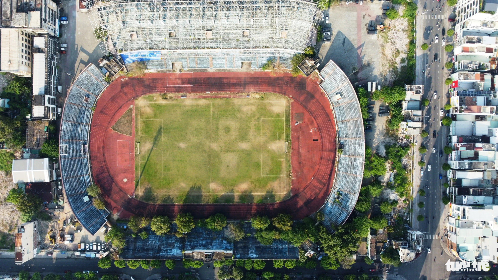 Sân vận động Chi Lăng - 