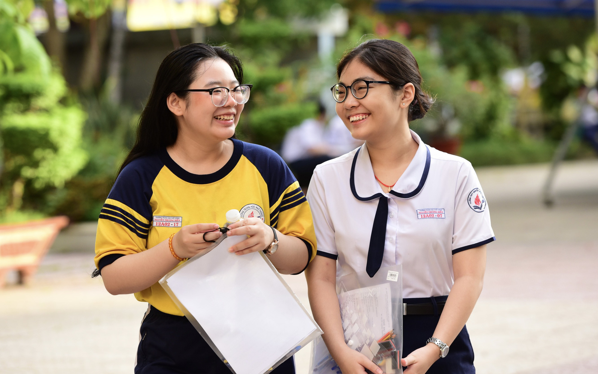 Đề văn thi tốt nghiệp: Vì sao khó 'đột phá'?- Ảnh 2. Gợi ý bài giải môn văn thi tốt nghiệp THPT 2024