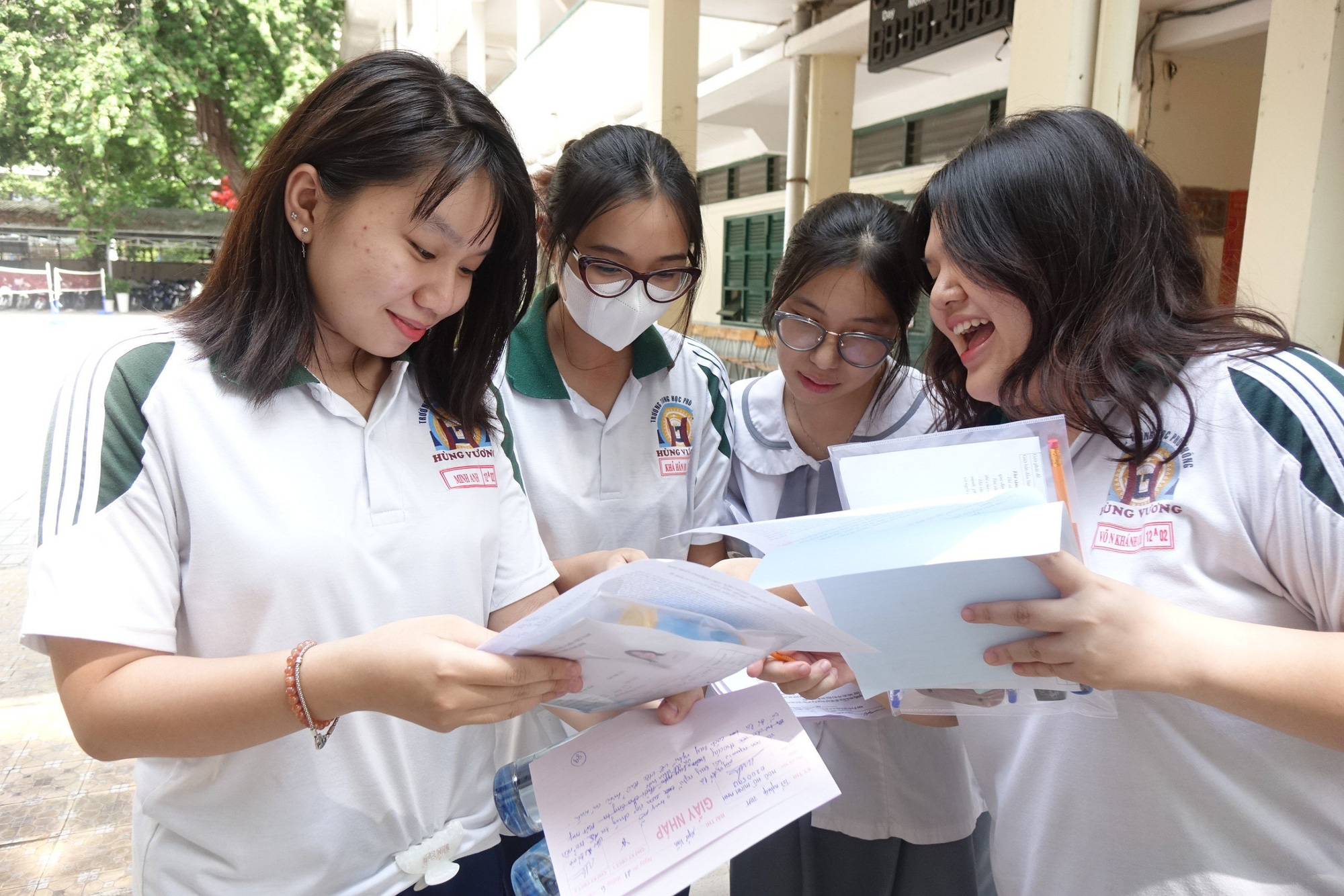 Bài giải gợi ý môn lịch sử thi tốt nghiệp THPT 2024- Ảnh 2. Đề thi môn lịch sử tốt nghiệp THPT 2024