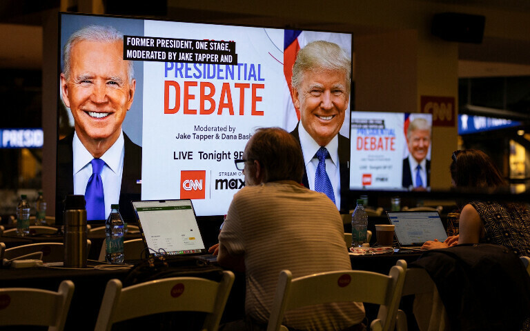 Màn Ông Trump - Biden bước vào màn tranh luận lịch sử