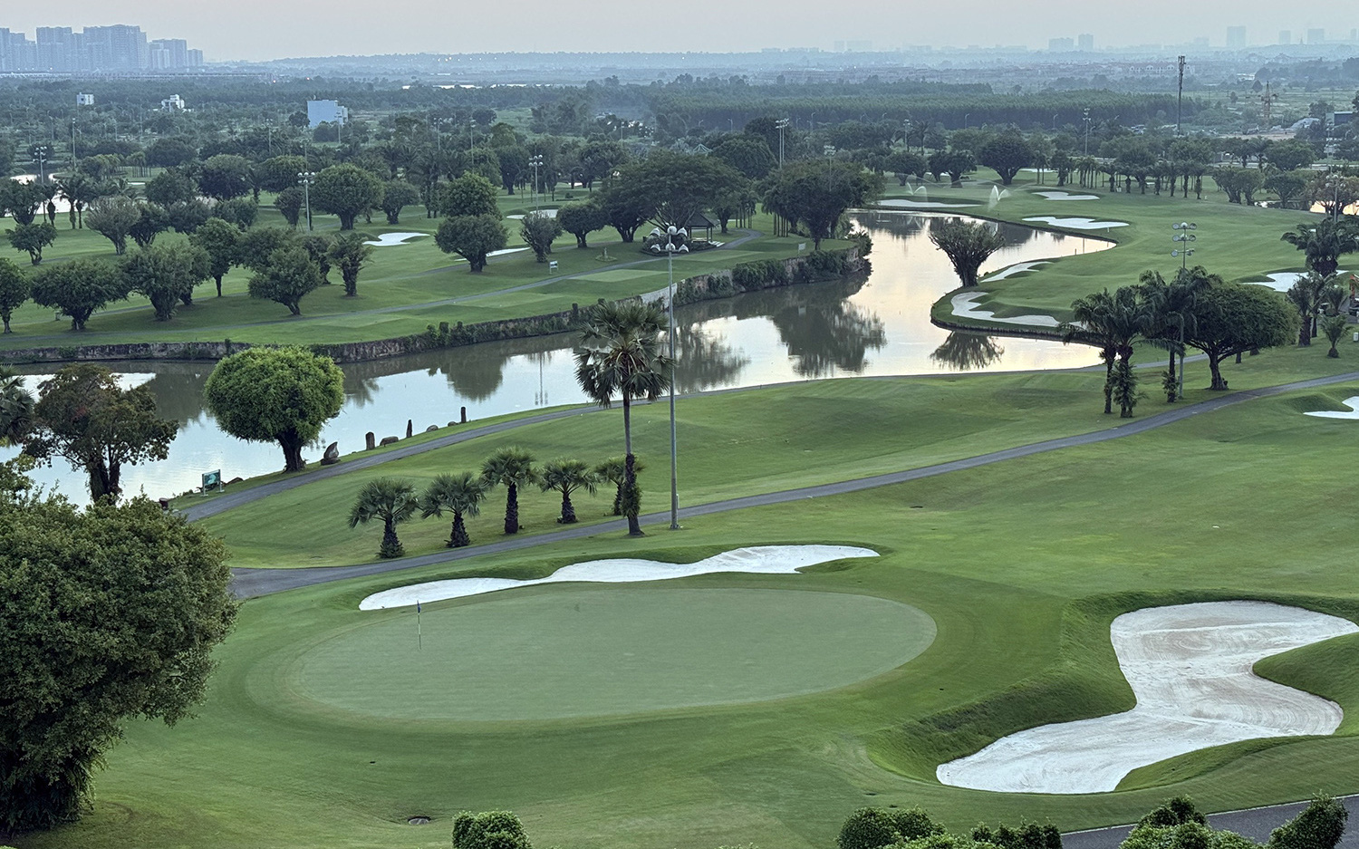 Độc đáo sân mini-golf thu hút trẻ em Nha Trang- Ảnh 10. Đồng Nai quy hoạch thêm 6 sân golf với hơn 800ha