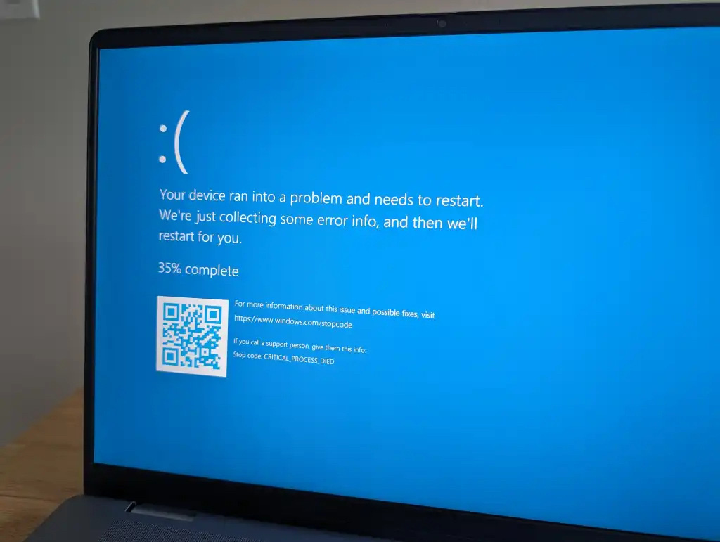 Màn hình báo lỗi trên Windows 11 sau khi cài đặt bản cập nhật KB5039302 - Ảnh: IDG
