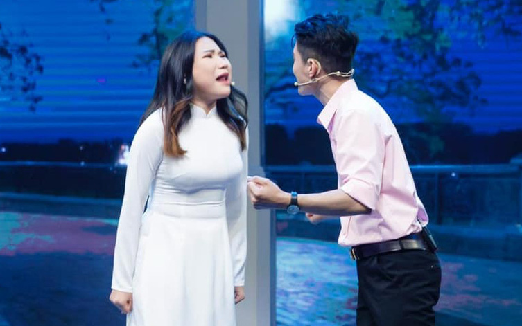 Đừng quá ám ảnh chuyện làm mới cải lương- Ảnh 6. Nói chuyện bao cao su và thuốc ngừa thai trong vở cải lương xã hội là bình thường?