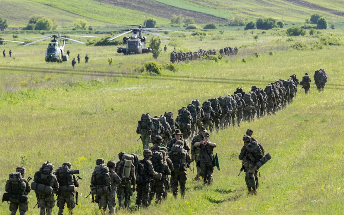 NATO chuẩn bị kịch bản chiến tranh với Nga: Xây hành lang cho lính Mỹ đổ bộ ở châu Âu