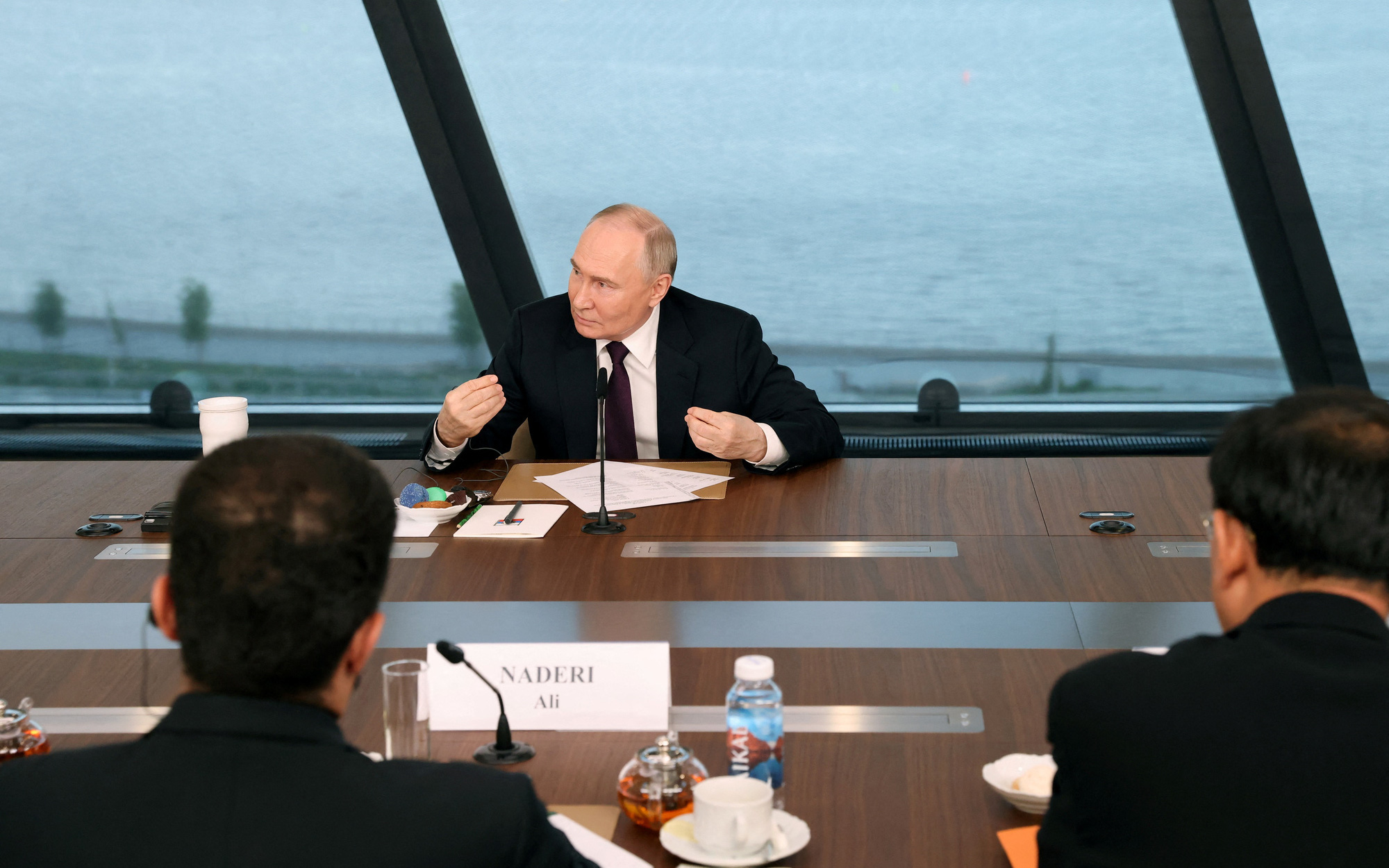 Tổng thống Putin gặp truyền thông các nước ‘không thân thiện’ để họ hiểu rõ Nga hơn- Ảnh 2. Ông Putin nêu kịch bản Nga buộc phải dùng vũ khí hạt nhân