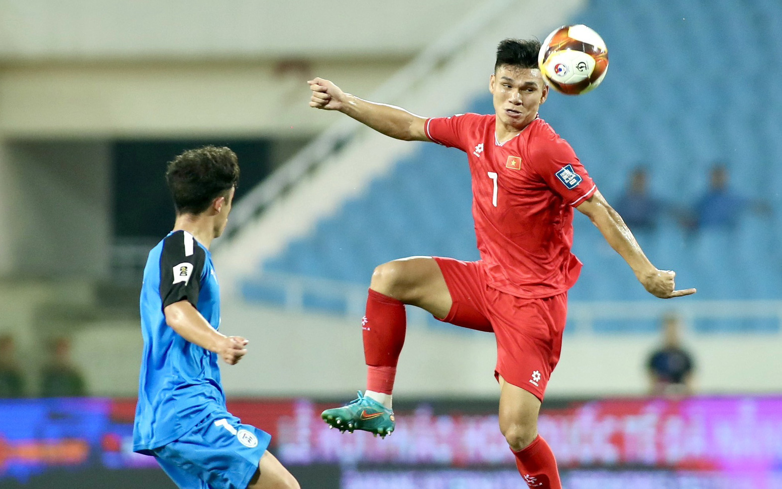Tuyển Việt Nam - Philippines 3-2: Màn ra mắt cảm xúc- Ảnh 5. Báo Philippines: Việt Nam làm tan vỡ giấc mơ World Cup