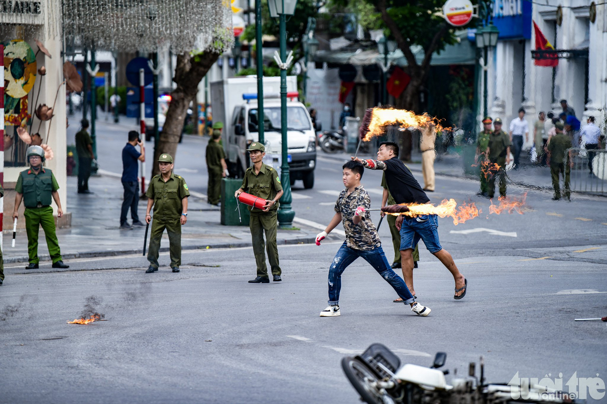Nhiều tỉnh, thành đồng loạt ra mắt lực lượng bảo vệ an ninh, trật tự cơ sở- Ảnh 8.