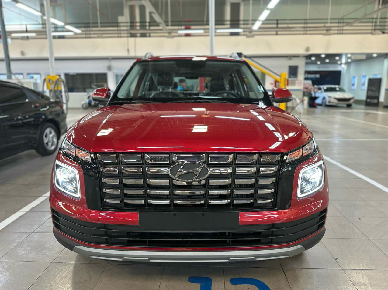 Tin tức giá xe: Hyundai Venue giảm giá tại đại lý, khởi điểm còn 485 triệu đồng, rẻ nhất SUV cỡ A- Ảnh 6. Tin tức giá xe: Hyundai Venue giảm giá tại đại lý, khởi điểm còn 485 triệu đồng, rẻ nhất SUV cỡ A- Ảnh 6.