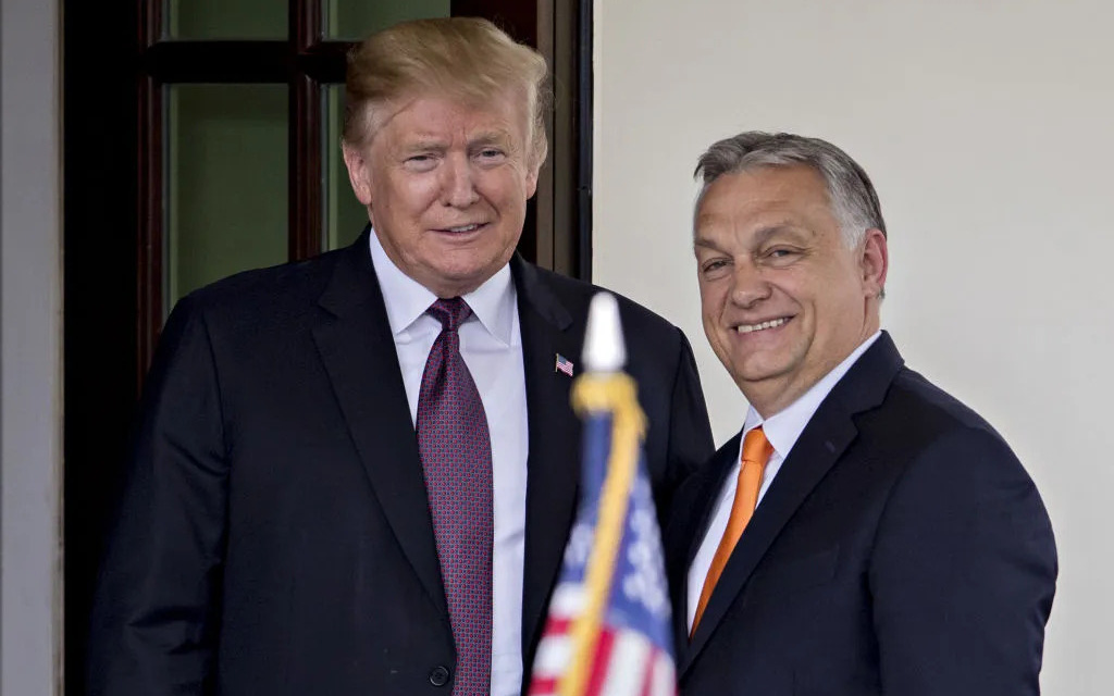 Thủ tướng Hungary 'khoe' gặp cựu tổng thống Trump ở Florida- Ảnh 3. Ông Trump gặp riêng thủ tướng Hungary tại Florida