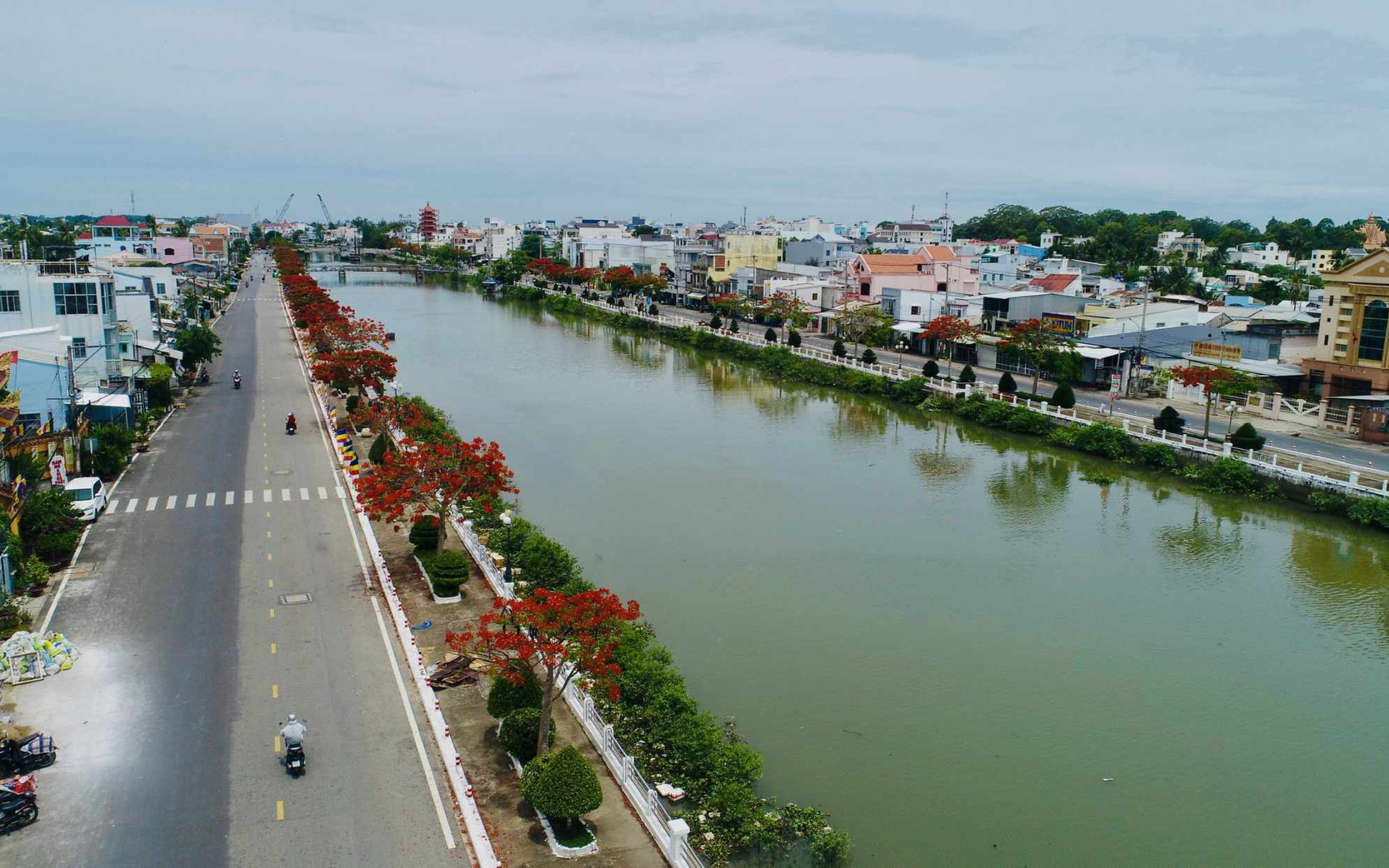Nhiều tỉnh lo bị ngắt dữ liệu đất đai: UBND TP.HCM trình việc thuê dịch vụ dữ liệu 69 tỉ/3 năm- Ảnh 2. Trà Vinh hoàn thành thuê phần mềm dịch vụ dữ liệu đất đai như thế nào?