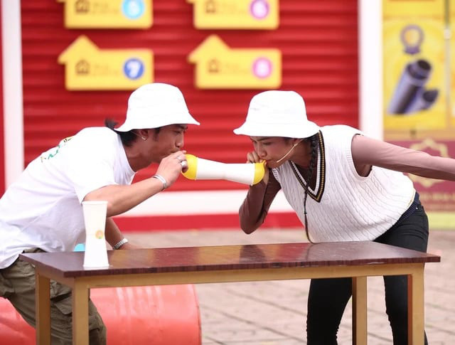 Doan Quoc Dam と H'Hen Nie が協力してチャレンジを完了しました - 写真: BTC