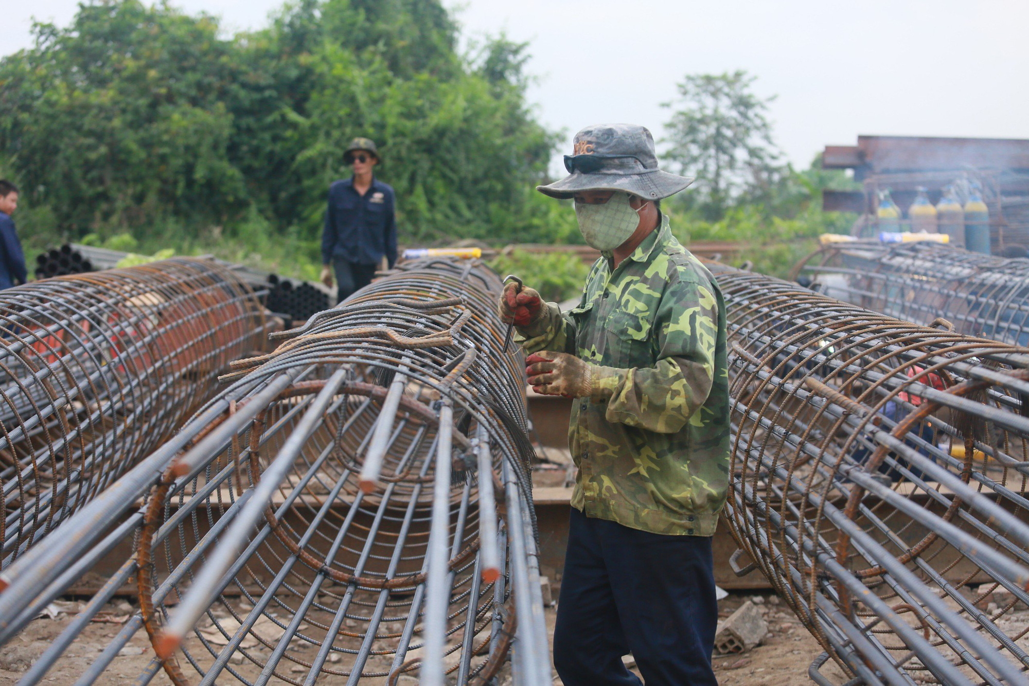 Công trường dự án vành đai 3, đoạn qua huyện Củ Chi, TP.HCM - Ảnh: CHÂU TUẤN