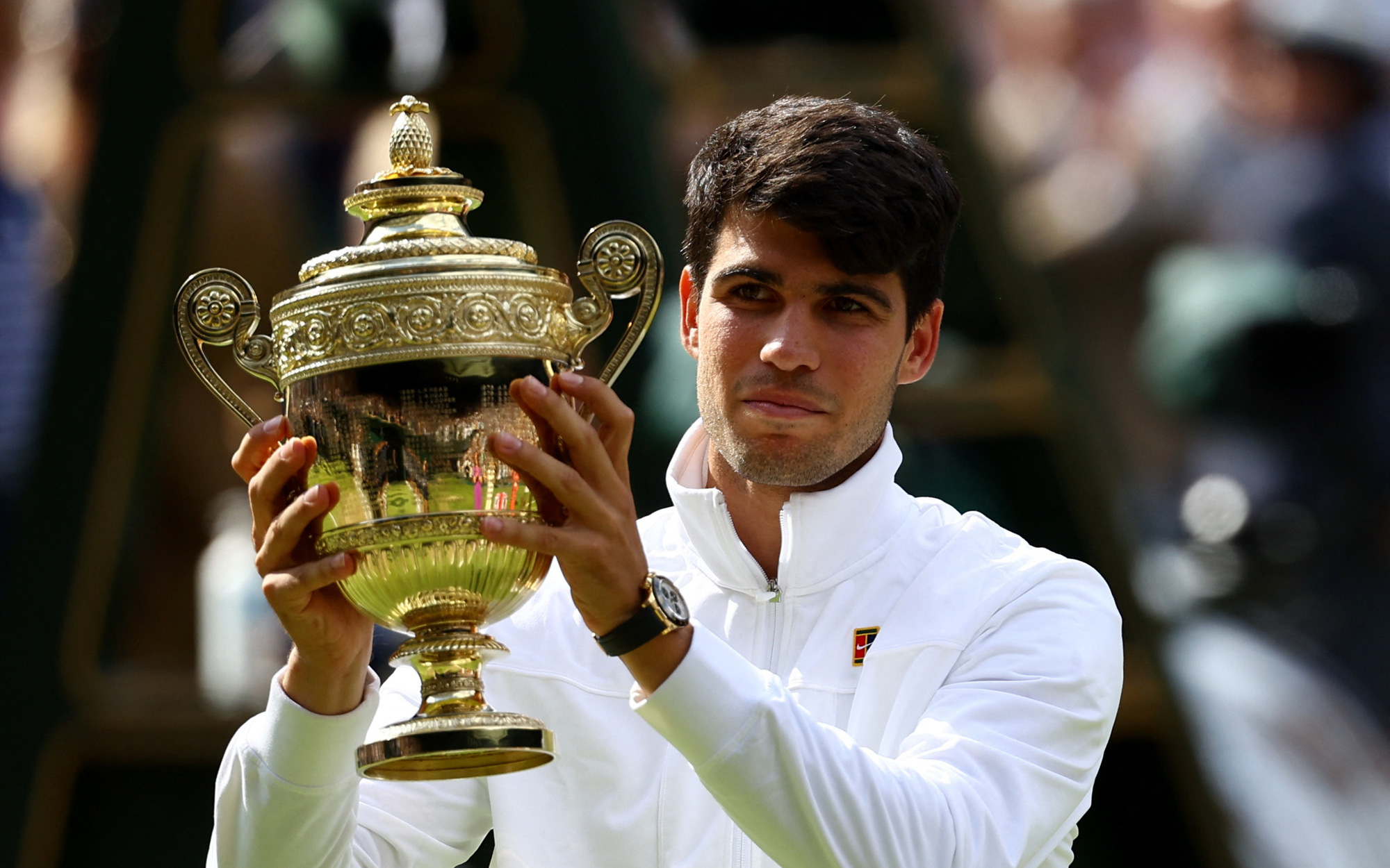 Djokovic và quy luật nghiệt ngã của thời gian- Ảnh 2. Alcaraz thắng dễ Djokovic để bảo vệ chức vô địch Wimbledon