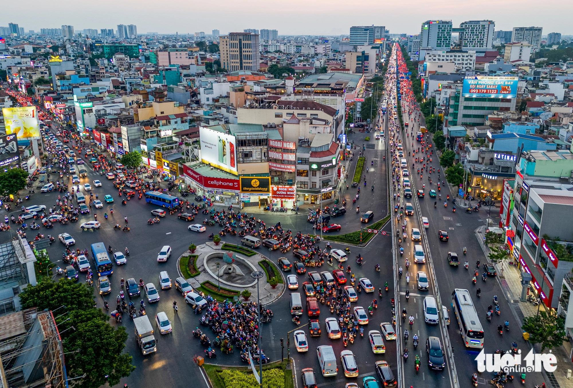 Mục tiêu của dự án giúp cửa ngõ sân bay Tân Sơn Nhất giảm tình trạng ùn tắc giao thông. Đồng thời, kết nối với nhà ga T3 - Ảnh: CHÂU TUẤN