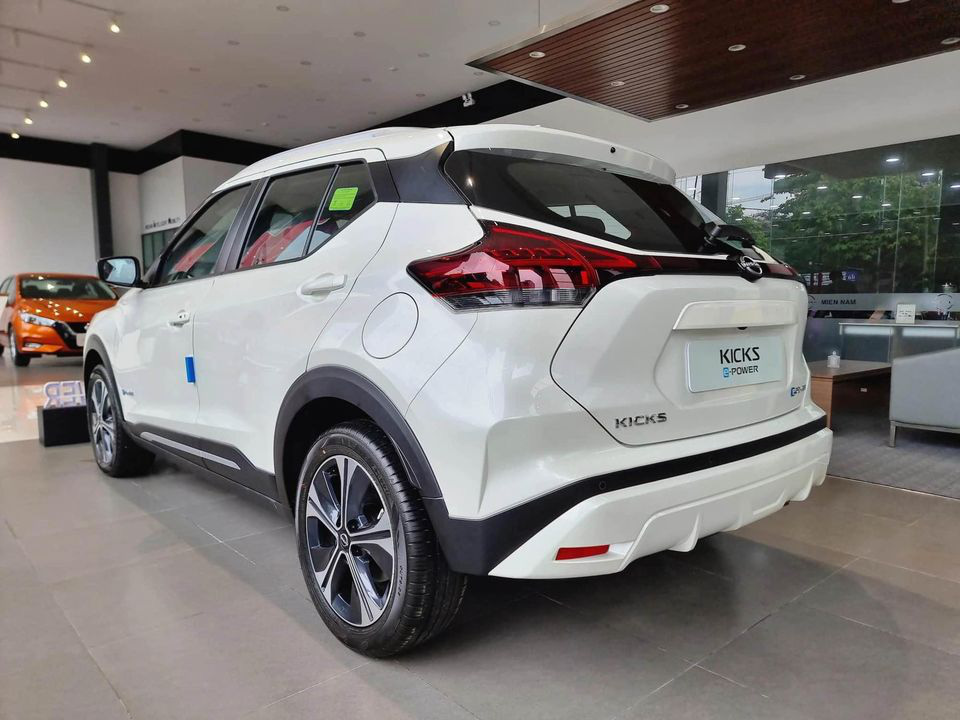 Tin tức giá xe: Nissan Kicks V còn 628 triệu, bản đắt nhất ngang bản thấp của đối thủ- Ảnh 4. Tin tức giá xe: Nissan Kicks V còn 628 triệu, bản đắt nhất ngang bản thấp của đối thủ- Ảnh 4.