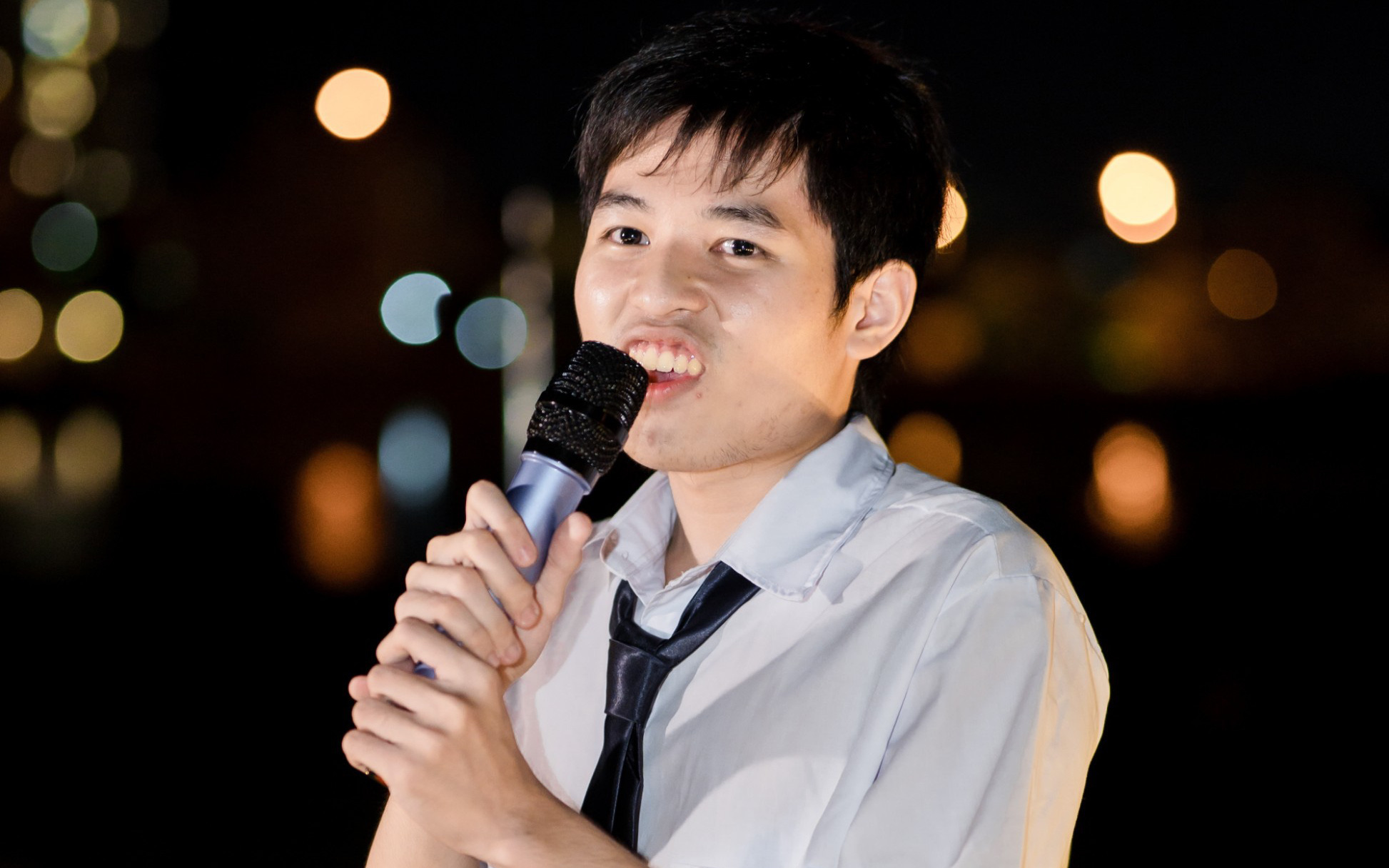 Thủ khoa 57,85 điểm Đinh Thị Bích Ngọc: Mơ làm cô giáo dạy ngoại ngữ- Ảnh 2. Chàng thủ khoa thích ra đề toán