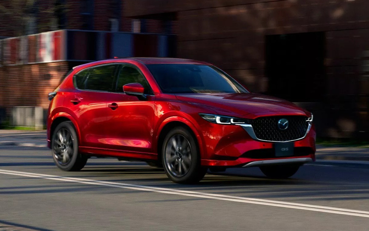 Mazda CX-5 thế hệ mới sẽ bỏ máy dầu, có bản hybrid cắm sạc- Ảnh 3. Mazda CX-5 2025 thêm bản giá rẻ, vẫn nhiều trang bị tốt
