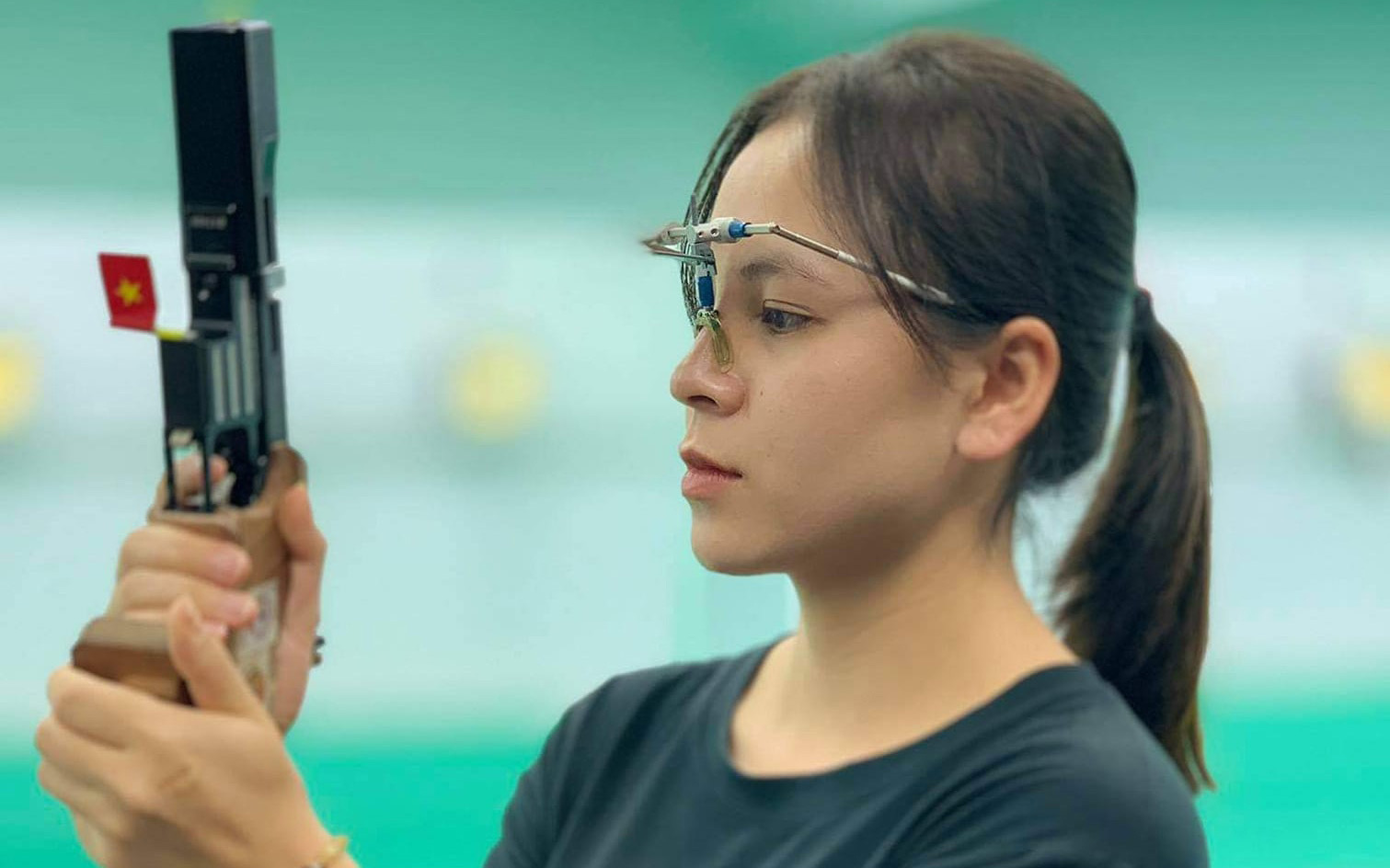 Lịch thi đấu Olympic 2024 của Việt Nam ngày 28-7: Chờ kỳ tích từ Trịnh Thu Vinh- Ảnh 4. Kỳ vọng từ bờ vai lệch của Trịnh Thu Vinh
