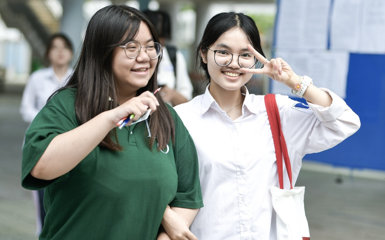 Điểm thi tốt nghiệp 'cao bất thường', Sở Giáo dục và Đào tạo Bắc Ninh nói gì?- Ảnh 3. Điểm thi tăng chóng mặt, điểm chuẩn khối C nhiều khả năng tăng phi mã