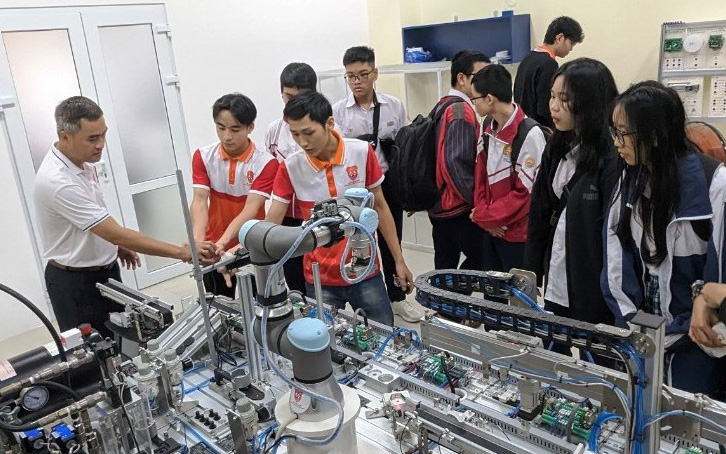 Chủ tịch Samsung hé lộ kế hoạch đưa Việt Nam thành cứ điểm toàn cầu- Ảnh 5. Vành đai hợp tác bán dẫn Việt Nam - Hàn Quốc