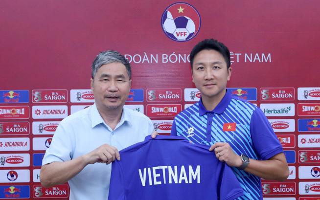 Tuyển Việt Nam có thể đối đầu với HLV Park Hang Seo- Ảnh 3. Tuyển Việt Nam có chuyên gia thể lực mới