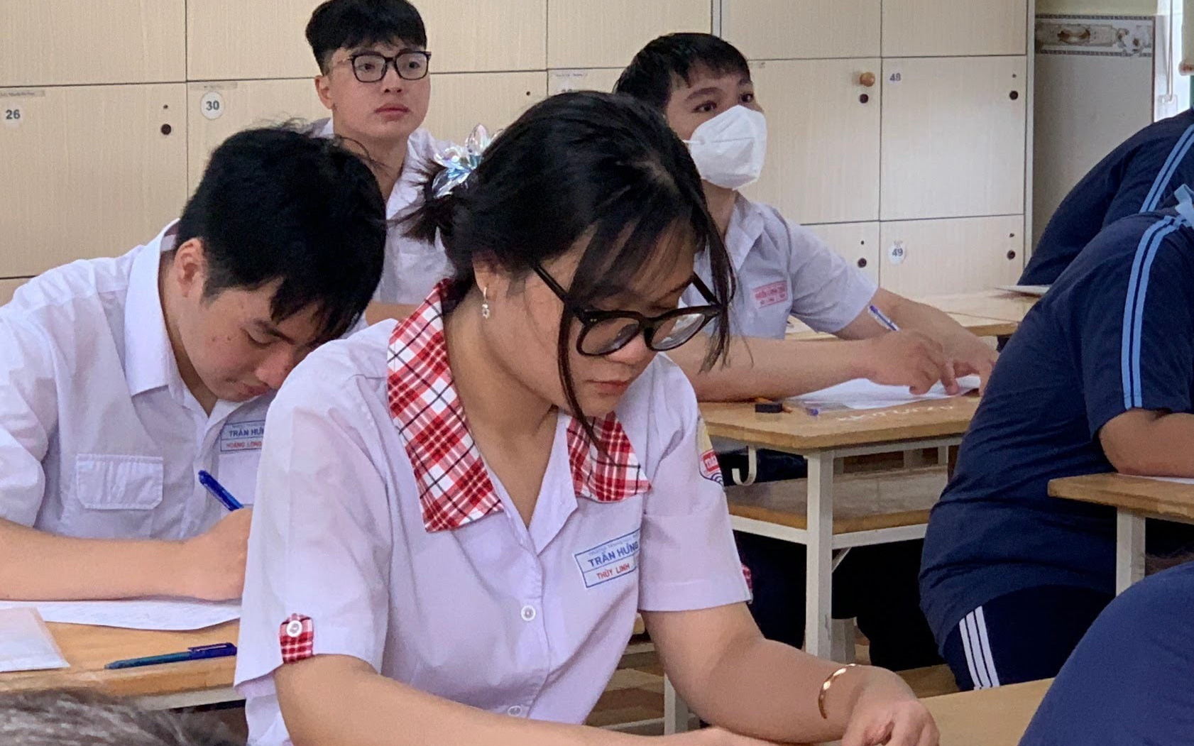 Đón xem điểm thi tốt nghiệp THPT trên Tuổi Trẻ Online từ 8h sáng 17-7- Ảnh 2. Xét tuyển đại học bằng điểm thi tốt nghiệp: Cơ hội nhiều, cần cân nhắc kỹ nguyện vọng