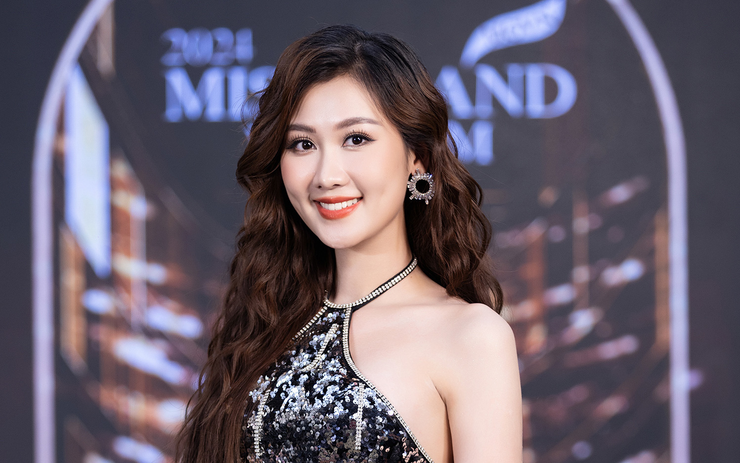 Võ Hoàng Yến trình diễn thời trang khi mang bầu 8 tháng- Ảnh 13. Miss Grand Vietnam 2024 có cả thủ khoa, MC song ngữ dự thi