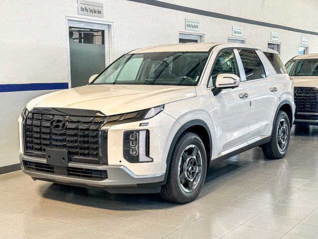 Hyundai Palisade được đại lý ưu đãi tới 150% lệ phí trước bạ - Ảnh: Đại lý Hyundai