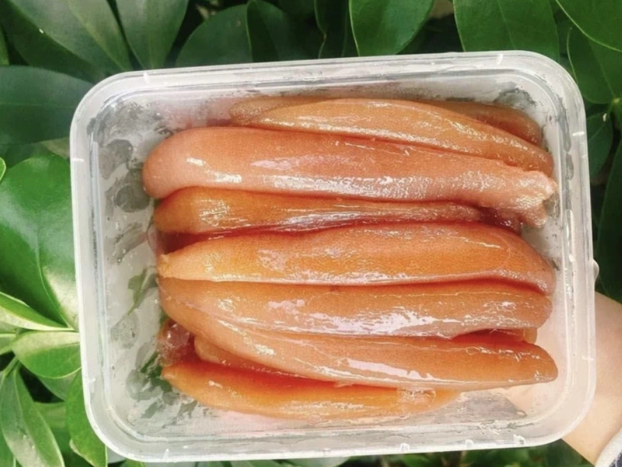 Trứng cá chuồn, cá tầm đang hot, ăn vào có bổ như đồn đoán?- Ảnh 1. Trứng cá chuồn - Ảnh: Tư liệu