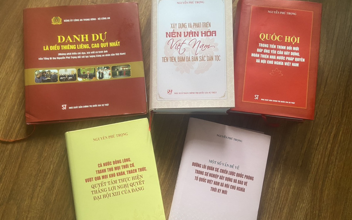 Bí hội thứ chín viết tiếp vinh quang văn học kỳ ảo- Ảnh 5. Những văn bia để đời của Tổng Bí thư Nguyễn Phú Trọng