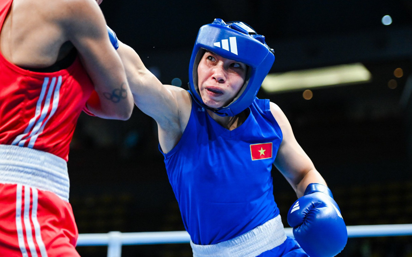 Võ Thị Kim Ánh thua sít sao võ sĩ trẻ Ấn Độ ở môn boxing Olympic 2024- Ảnh 3. Tay đấm Hà Thị Linh thắng dễ trận ra quân Olympic 2024
