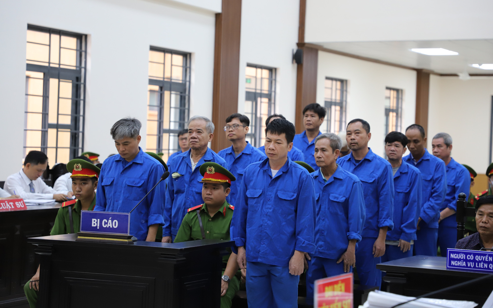 Khởi tố chủ tịch, kế toán xã tham ô tài sản- Ảnh 2. Xét xử cựu lãnh đạo huyện Chợ Mới trong vụ tham ô tài sản