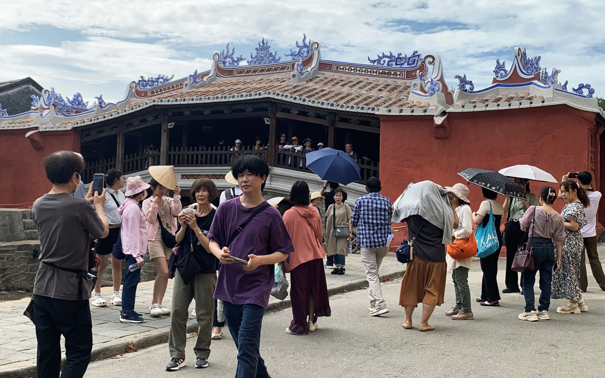 Hội An đề xuất mở rộng đối tượng miễn phí tham quan phố cổ - Ảnh 3.