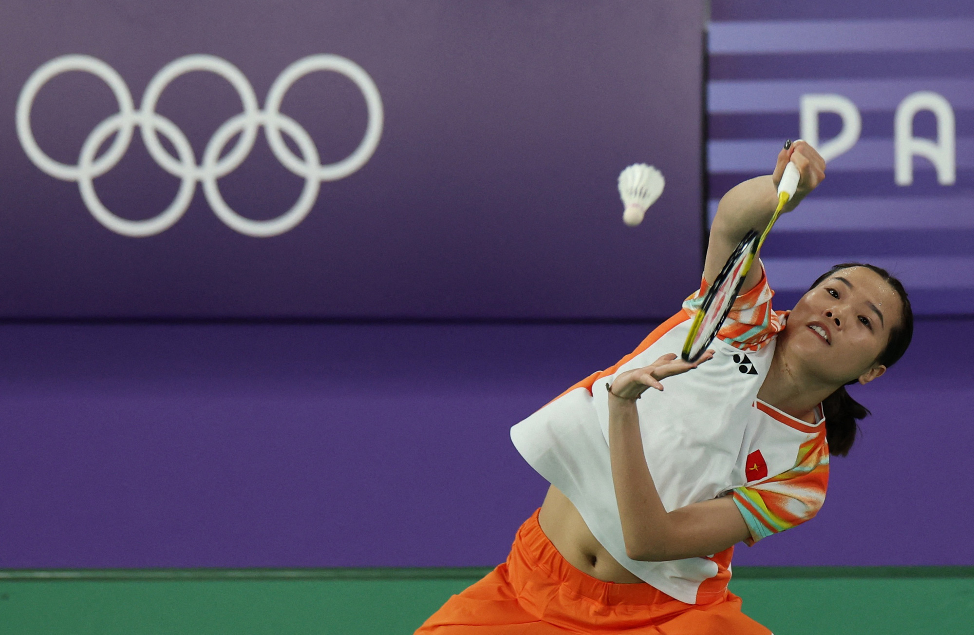 Thùy Linh vào tứ kết Indonesia Masters - Ảnh 2.