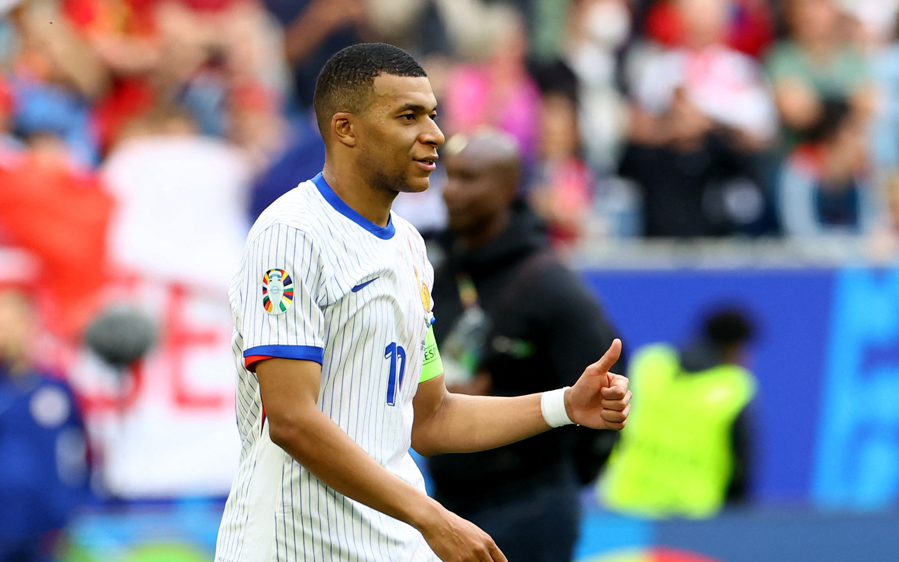 Máy tính soi tỉ số Euro 2024: Anh thắng Thụy Sĩ trong hiệp phụ hoặc luân lưu- Ảnh 3. Mbappe nói tuyển Pháp bế tắc tại Euro 2024 vì thiếu Pogba